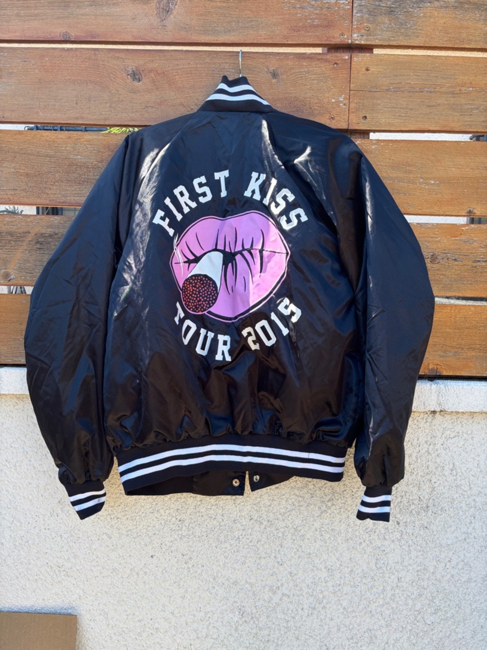 Kid Rock Bomber First Kiss Tour 2015  
Augusta Sportswear Jacket